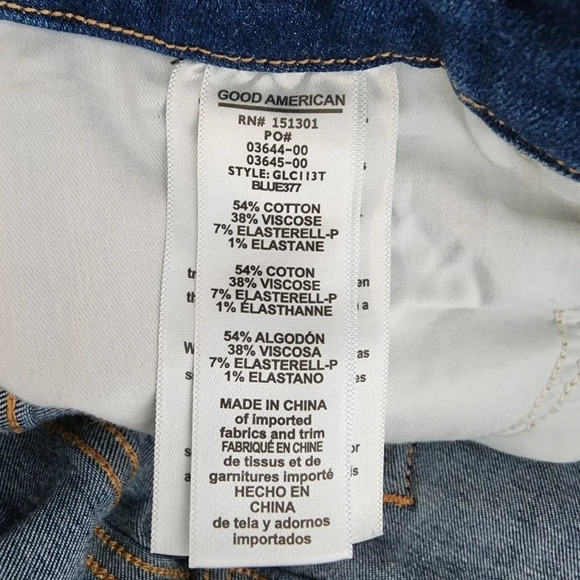 Good American Good Legs Crop Jean In Blue377 - Picture 9 of 13